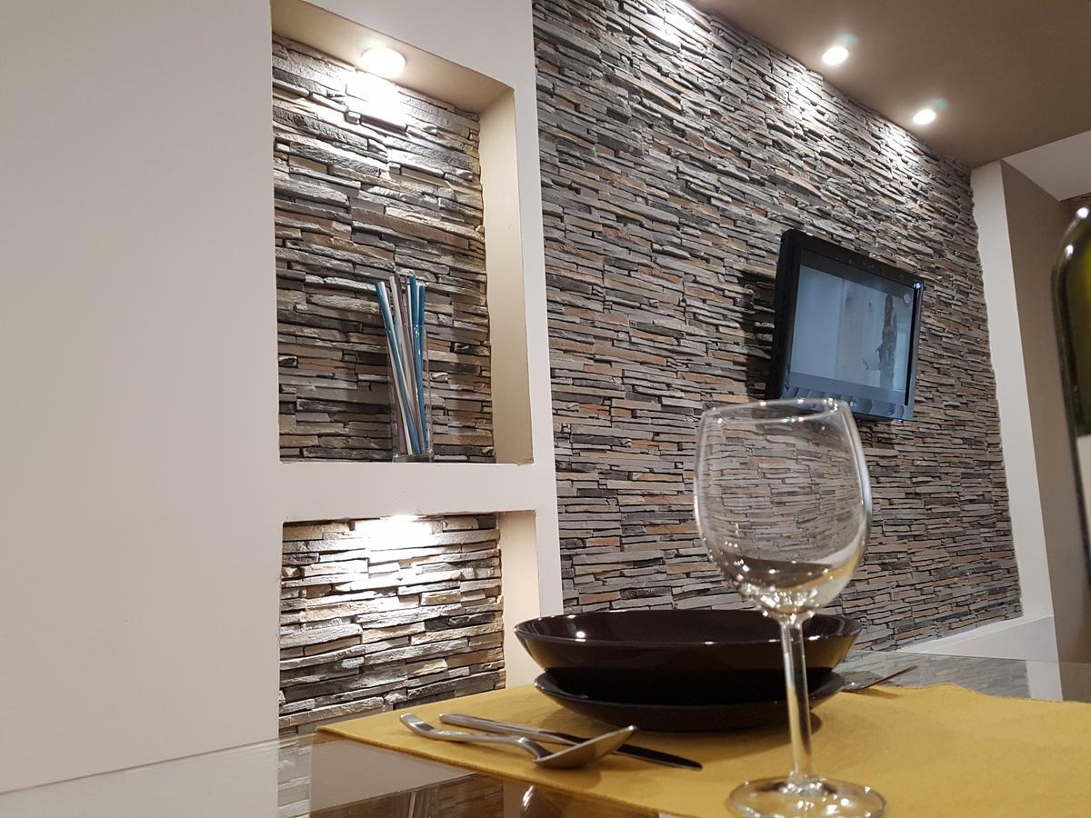 Woodstone Apartment Ploieşti Esterno foto